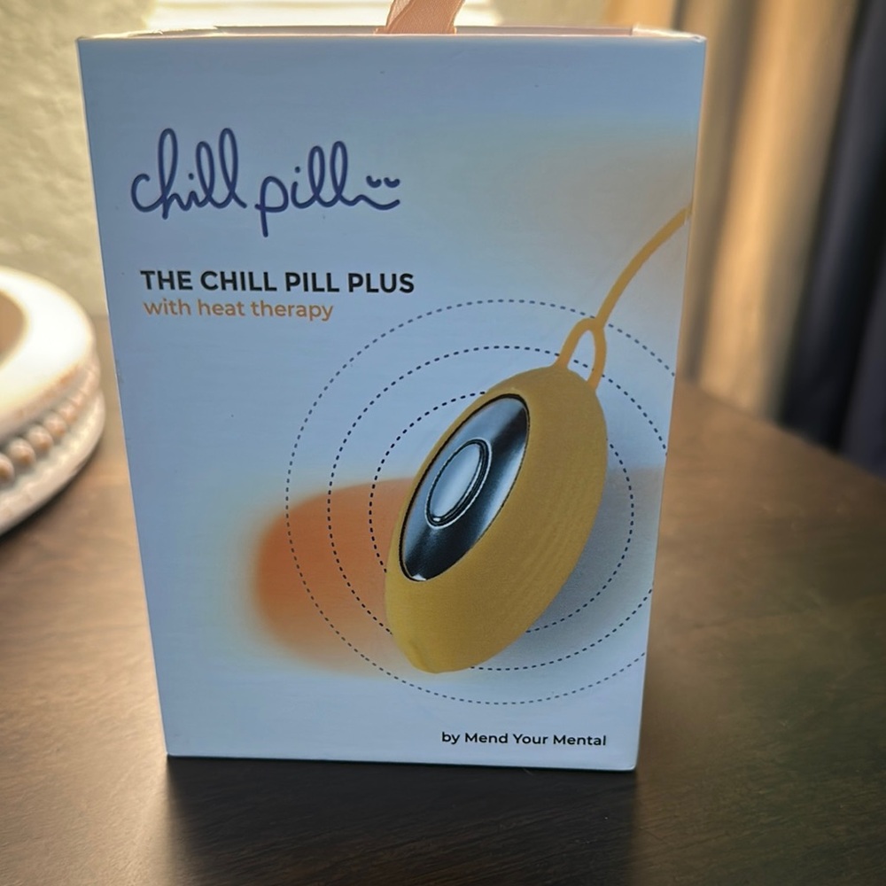 Chill Pill Plus with Heat Therapy - Black and Yellow
